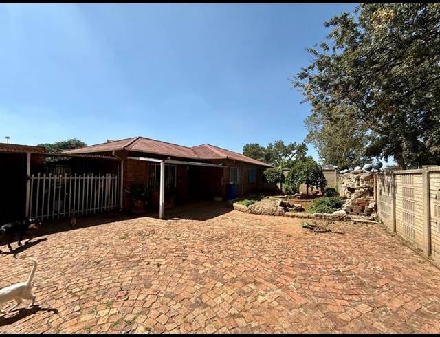 3 BEDROOM HOUSE FOR SALE IN VANDERBIJLPARK CW 6